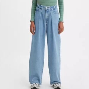 Levi's Premium Women's Folded Pleated Baggy Jeans Size: 23